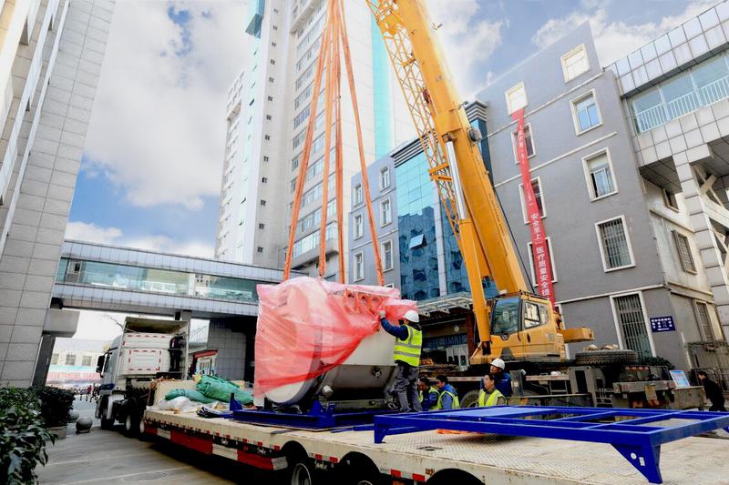 11全球最新一代安徽省首臺(tái)西門子原裝進(jìn)口頂級(jí)科研型磁共振MAGNETOM Prisma 3.0T(7.0T平臺(tái))落戶醫(yī)院.jpg