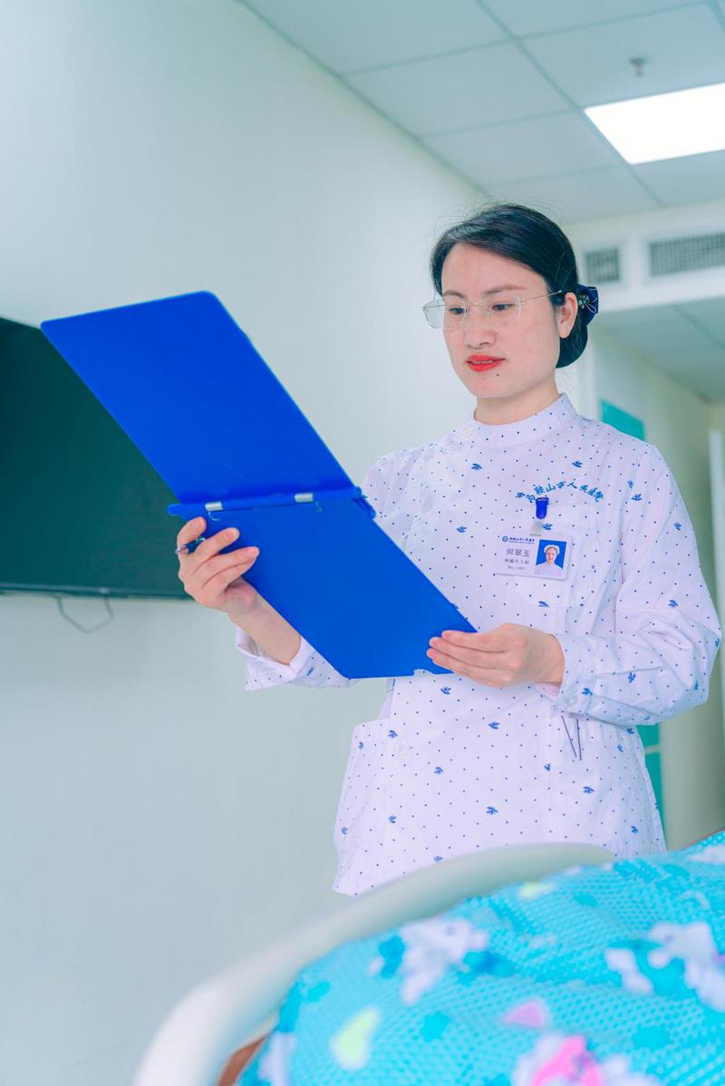 腫瘤介入 何翠玉.jpg